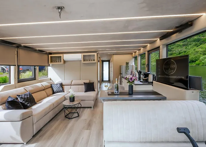 Botel Mosel Glück *